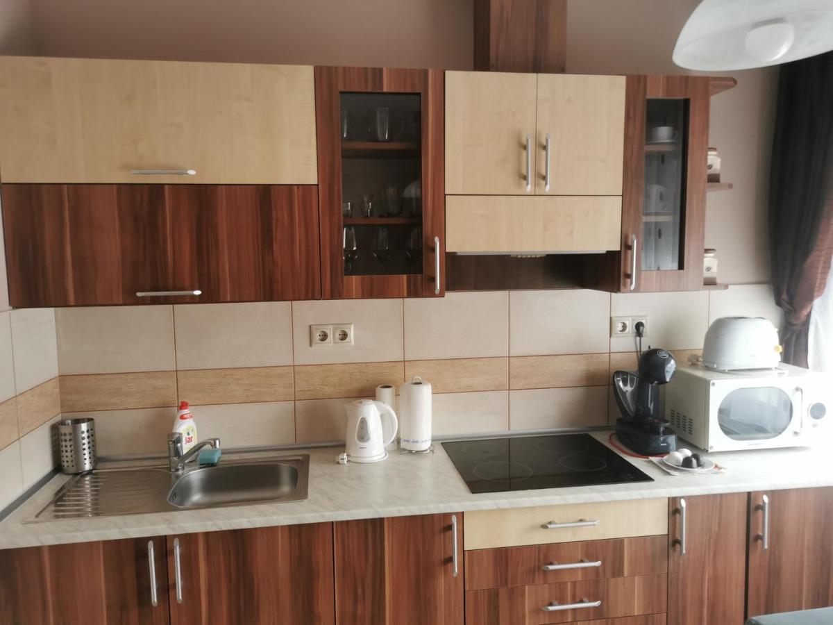 Szabo Apartman Sárvár Extérieur photo